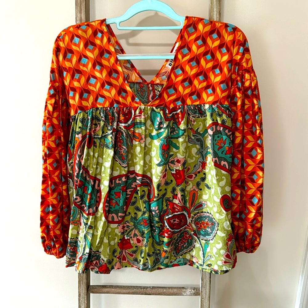 Double V blouse